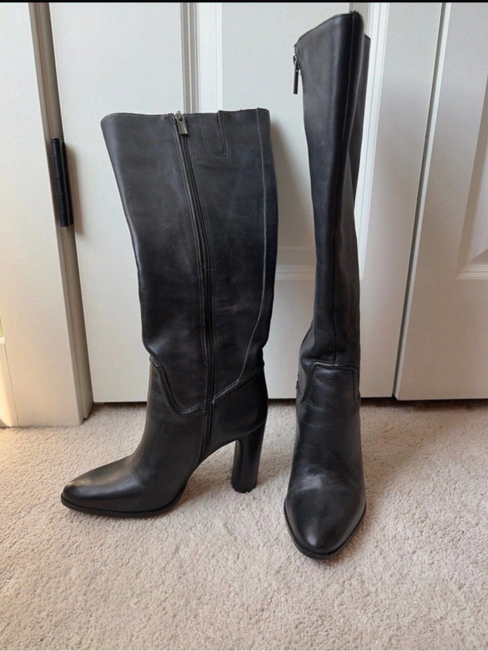 Vince Camuto Black Knee-High Women's Leather Boots Evangee2